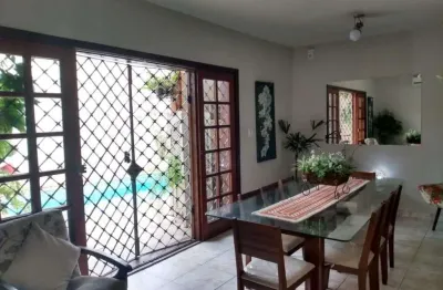 Sobrado com 4 dormitórios à venda, 142 m² por r$ 900.000 - vila bourghese - pindamonhangaba/sp