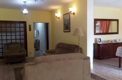 Sobrado com 4 dormitórios à venda, 302 m² por r$ 800.000 - crispim - pindamonhangaba/sp
