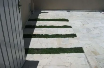 Sobrado com 2 dormitórios à venda, 250 m² por r$ 800.000,00 - laerte assunção - pindamonhangaba/sp