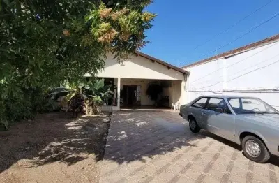Casa com 3 dormitórios à venda, 220 m² por r$ 700.000,00 - crispim - pindamonhangaba/sp