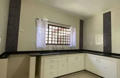 Casa com 4 quartos à venda no Santana, Pindamonhangaba 