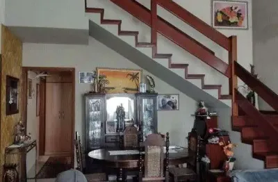Sobrado com 3 dormitórios à venda, 118 m² por r$ 630.000,00 - vila suiça - pindamonhangaba/sp