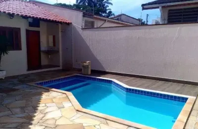 Casa com piscina e 3 quartos sendo 1 suíte à venda, são benedito - pindamonhangaba