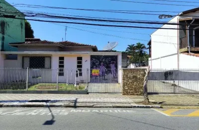 Casa comercial com 8 salas à venda no São Benedito, Pindamonhangaba 