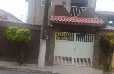 Sobrado com 2 dormitórios à venda, 182 m² por r$ 270.000 - vila sao benedito - pindamonhangaba/sp