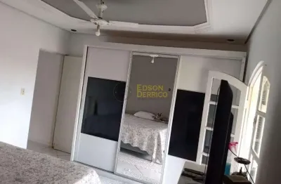 Casa com 3 quartos à venda em Mombaça, Pindamonhangaba 