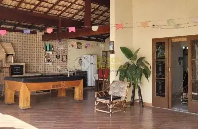 Casa com 3 dormitórios à venda, 220 m² por r$ 700.000,00 - crispim - pindamonhangaba/sp