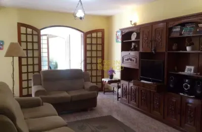 Sobrado com 4 dormitórios à venda, 302 m² por r$ 800.000 - crispim - pindamonhangaba/sp