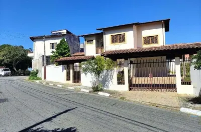 Sobrado à venda, 224 m² por r$ 670.000,00 - jardim rosely - pindamonhangaba/sp