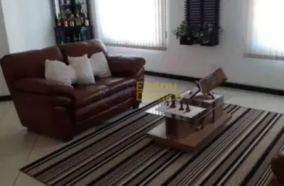 Sobrado com 4 dormitórios à venda, 490 m² por r$ 1.100.000,00 - santana - pindamonhangaba/sp