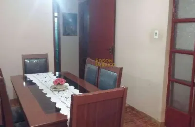 Casa com 3 quartos à venda no São Benedito, Pindamonhangaba 