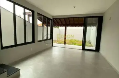 Casa com 3 quartos à venda no Centro, Pindamonhangaba 