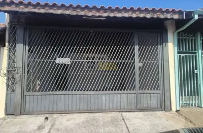 Casa com 2 quartos para alugar na Vila Rica, Pindamonhangaba 