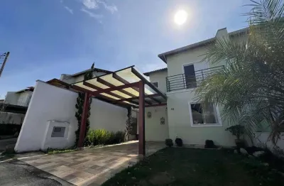 Sobrado em condomínio com 2 quartos, jardim cristina - pindamonhangaba