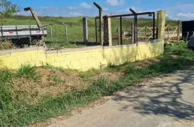 Sítio com 3 quartos para locação, borba - pindamonhangaba