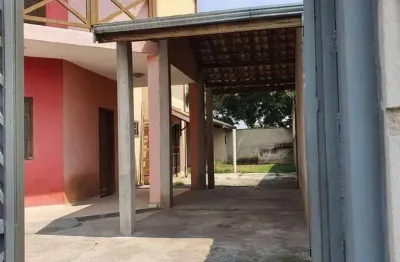 Sobrado á venda com 3 quartos, cidade nova - pindamonhangaba
