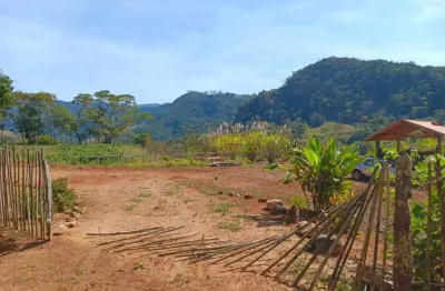 Casa à venda no Pinga, Pindamonhangaba 