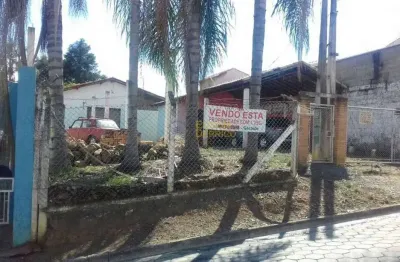 Casa à venda no Cruz, Lorena 