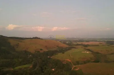 Casa à venda no Piracuama, Pindamonhangaba 