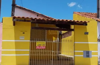 Casa com 2 quartos, residencial e comercial cidade morumbi - pindamonhangaba