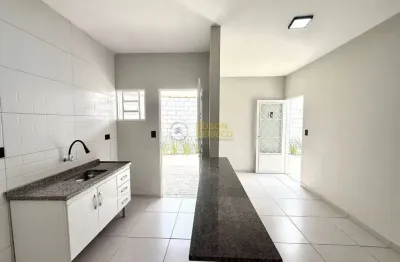 Casa com 2 quartos, residencial comercial cidade vista alegre - pindamonhangaba