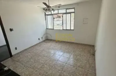 Casa com 3 quartos, Loteamento Jardim Imperial - Pindamonhangaba
