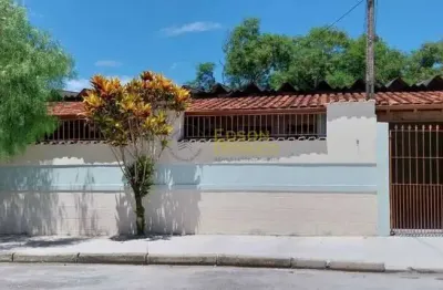 Casa com 3 quartos para alugar no Crispim, Pindamonhangaba 