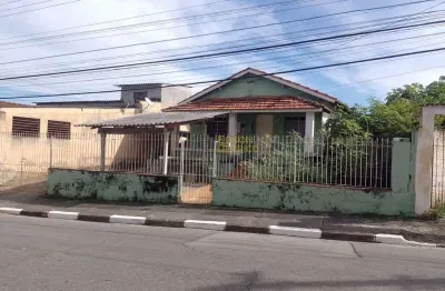 Casa com 2 quartos à venda na Vila São Benedito, Pindamonhangaba 
