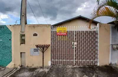 Casa com 2 quartos, Jardim Regina (Moreira César) - Pindamonhangaba