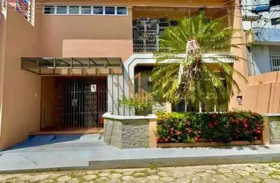 Casa com 3 Quartos à venda em Nazaré, 270m² - Localização Privilegiada!!!