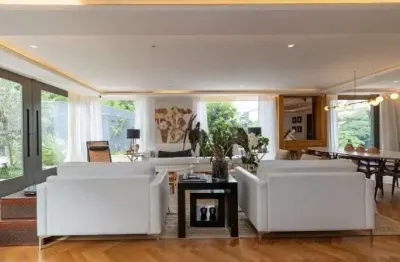 Casa de alto padrão | 657m² | 6 dormitórios | 23 vagas | pacaembu