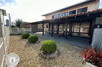 Casa com 3 quartos à venda no velha, blumenau , 260 m2 por r$ 1.300.000