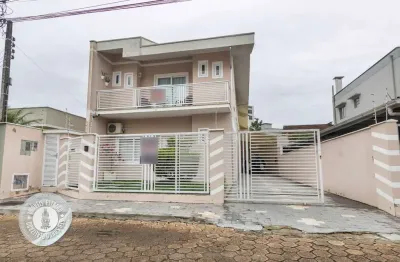 Casa com 3 quartos à venda na escola agrícola, blumenau , 179 m2 por r$ 1.100.000