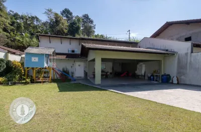 Casa com 4 quartos à venda na escola agrícola, blumenau , 238 m2 por r$ 1.100.000