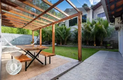 Casa com 3 quartos à venda na Rua Carlos Erbs, 237, Escola Agrícola, Blumenau, 175 m2 por R$ 930.000