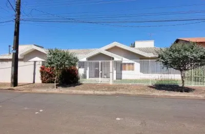 Casa com 3 quartos à venda na Rua Monte Castelo, 924, Jardim Casa Grande, Cambé