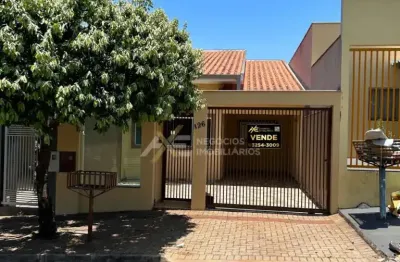 Casa com 3 quartos à venda na Rua Moacir Teixeira, 126, Residencial Maria Flora, Cambé