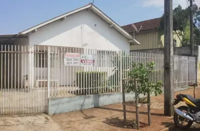 Casa com 3 quartos à venda na Rua Nossa Senhora do Rocio, 1893, Centro, Cambé