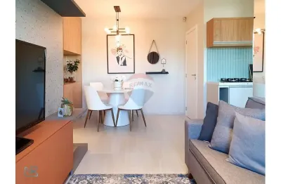 Apartamento de 2 dormitórios com sacada e churrasqueira, próximo ao Shopping Gravataí