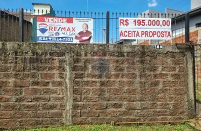 Casa com 2 quartos à venda na Rua Neópolis, 200, Neópolis, Gravataí