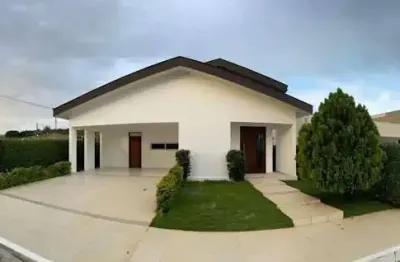 Casa em condomínio fechado com 4 quartos para alugar na Rua Elias Rodrigues de Carvalho, 22, Senador Arnon de Melo, Arapiraca