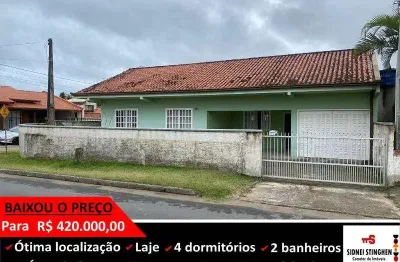 Baixou o preço! Imóvel com grande potencial comercial e residencial.