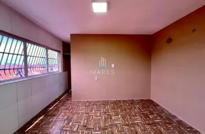 Apartamento com 2 quartos para alugar na Rua Eusébio de Queirós, 53, Montese, Fortaleza por R$ 1.400