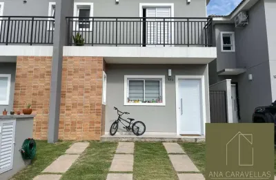 Sobrado em em condomínio - Jundiaí-SP - 3 dormitórios sendo 1 suite