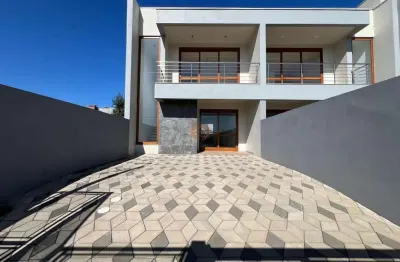 Sobrado à venda, 167 m² por R$ 724.900,00 - Montanha - Lajeado/RS
