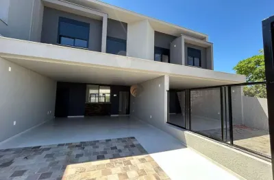 Sobrado à venda, com 177m²  bem localizado no Bairro Universitário - Lajeado/RS