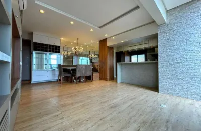 Ótimo Apartamento com 3 dormitórios com 1 suíte no bairro São Cristóvão - Lajead