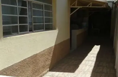 Casa com 2 quartos à venda no Jardim São Miguel, Bragança Paulista , 80 m2 por R$ 250.000
