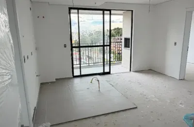 Apartamento com vista livre para serra do mar. 2 quartos com suíte