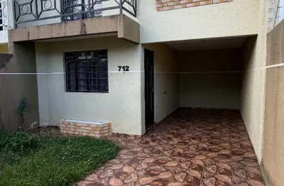 Sobrado no Santa Cândida | 3 Quartos (1 Suíte) + 1 Suíte na Edícula, com espaço Gourmet